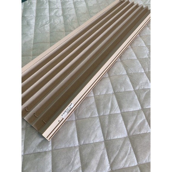 UNITED SHADE 32’’ W X 11” H 1" PLEAT SUEDE RV PLEATED SHADE 920486 NEW😀 - Picture 2 of 12